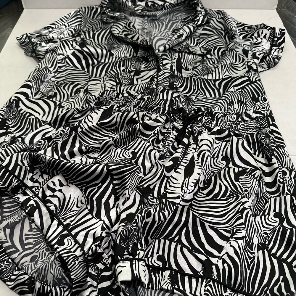 Tart Intimates Zebra shorts Pj Size M
